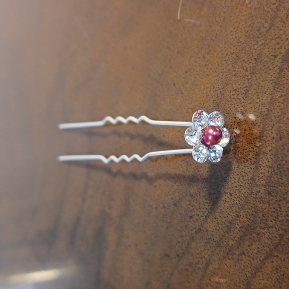 NEW! 20 Hair Pins Flower Design Dainty Burgundy Rhinestone wedding Headwear5765 - Picture 3 of 6